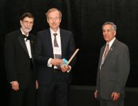 2011 - IEEE Canada - Gold Medal (a).jpg 4.7K
